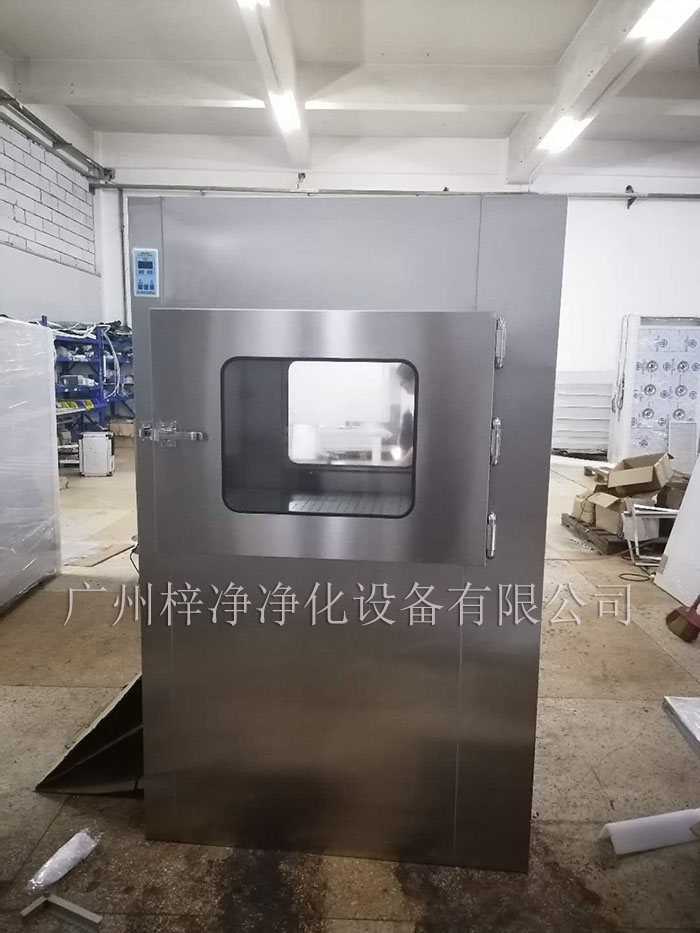風(fēng)淋傳遞窗是潔凈室中常用的設(shè)備